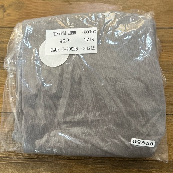 TRACTR Light Charcoal Grey Flannel Soft High Rise Straight Leg Jeans Sz 6/28 - Picture 11 of 12